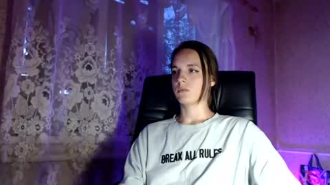 Sonya online show from June 23, 6:06 pm