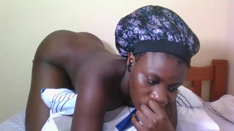 PRISCILLAH online show from November 28, 11:29 pm