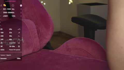 Snapshot of babysaymyname chatting on December 27, 5:16 pm Sasha online show from December 27, 5:16 pm