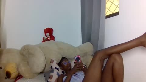 babytylerr online show from May 4, 2:13 pm