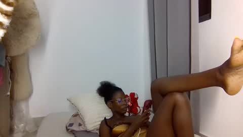 babytylerr online show from May 10, 2:50 am