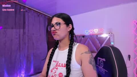  VENU  online show from February 4, 3:01 am