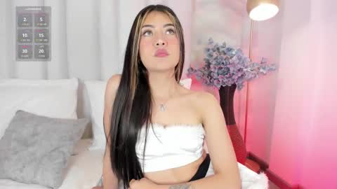 babyyfortune_ online show from December 15, 9:41 pm