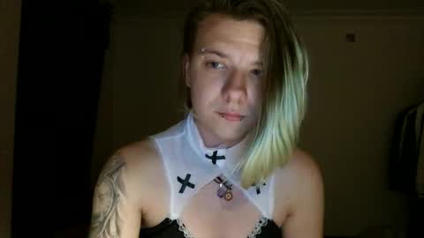 Honey online show from May 26, 2:18 am