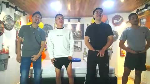 Snapshot of backyardigans chatting on February 17, 1:04 am backyardigans online show from February 17, 1:04 am