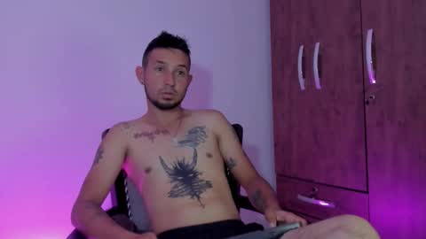 s   online show from March 2, 9:43 pm