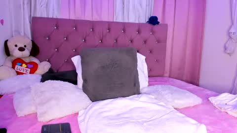 Thaliana online show from January 15, 9:13 am