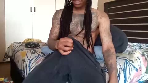 Snapshot of bad_dawgg chatting on December 23, 6:00 am rastafaria online show from December 23, 6:00 am