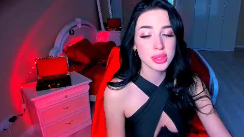 Miss Desire...do you remember online show from December 7, 10:12 am