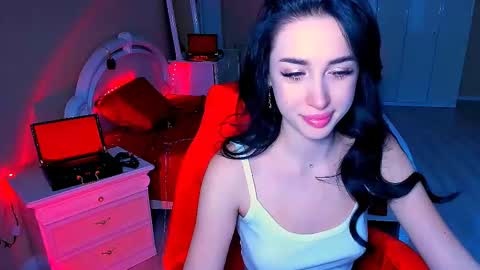 Miss Desire...do you remember online show from December 15, 9:03 am