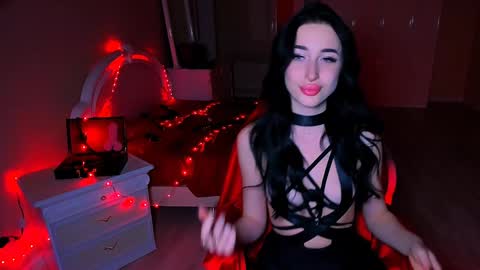 Miss Desire...do you remember online show from January 12, 6:49 pm