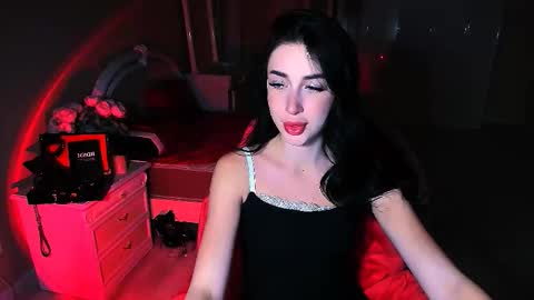 Miss Desire...do you remember online show from November 13, 11:42 am