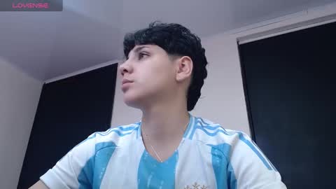 Anna online show from December 18, 3:22 pm