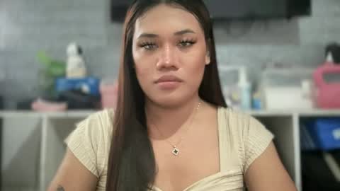 Snapshot of bad_kitty_amara chatting on June 24, 1:26 am AMARA - FOLLOW ME AND THUMBS UP online show from June 24, 1:26 am