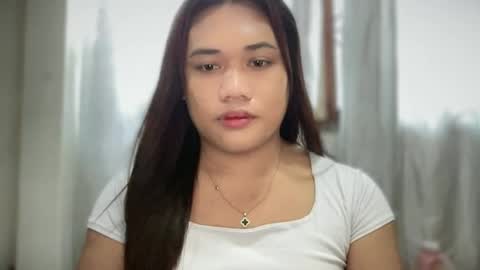Snapshot of bad_kitty_amara chatting on July 2, 12:32 am AMARA - FOLLOW ME AND THUMBS UP online show from July 2, 12:32 am