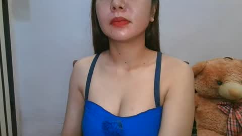 Snapshot of badaxx_tricia chatting on June 19, 12:20 pm tricia online show from June 19, 12:20 pm