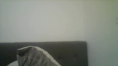 Snapshot of badboy33000182893 chatting on November 1, 12:23 am badboy33000182893 online show from November 1, 12:23 am