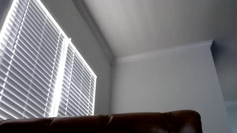 Snapshot of badbrad646 chatting on March 15, 9:10 pm BADBRAD646 online show from March 15, 9:10 pm