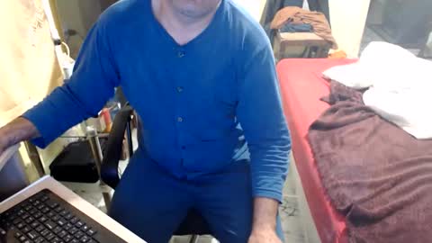 badbulgaro online show from November 2, 4:15 am