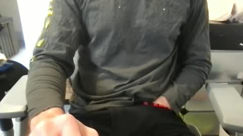 Snapshot of baddersguy13 chatting on September 27, 10:42 am baddersguy13 online show from September 27, 10:42 am