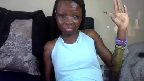 Snapshot of baddie_floxxy chatting on June 19, 5:23 am baddie_floxxy online show from June 19, 5:23 am