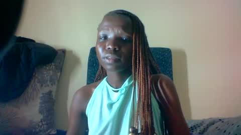 Snapshot of baddie_floxxy chatting on July 6, 7:27 am baddie_floxxy online show from July 6, 7:27 am