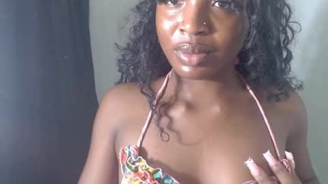 baddiebitchx online show from May 22, 10:10 am