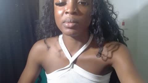 baddiebitchx online show from May 26, 11:39 am