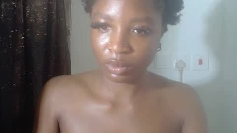 baddiebitchx online show from May 29, 8:23 am