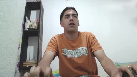 Snapshot of badjuanhot chatting on January 15, 6:51 pm Juan Help us reach 100 likes online show from January 15, 6:51 pm