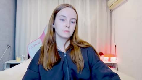 Alice online show from November 30, 4:55 pm