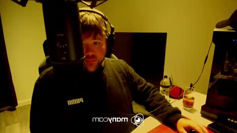 Snapshot of baftez chatting on December 30, 12:20 pm Baffels online show from December 30, 12:20 pm