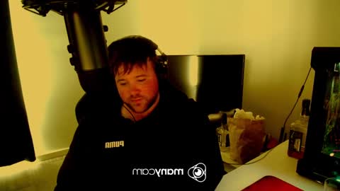 Snapshot of baftez chatting on January 19, 5:37 am Baffels online show from January 19, 5:37 am