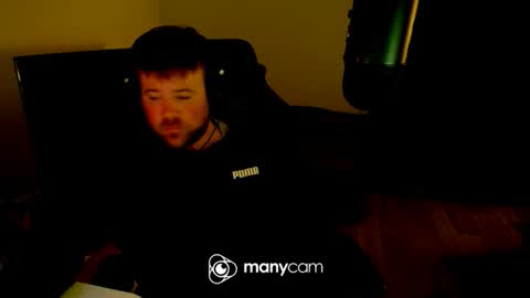 Snapshot of baftez chatting on November 16, 12:33 pm Baffels online show from November 16, 12:33 pm