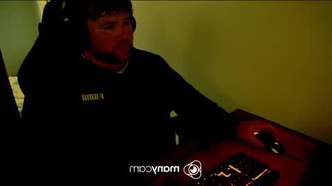 Snapshot of baftez chatting on February 4, 7:58 am Baffels online show from February 4, 7:58 am