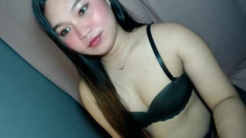 april online show from February 23, 9:48 pm