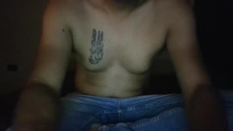 Snapshot of balderasc chatting on October 30, 3:19 am balderasc online show from October 30, 3:19 am