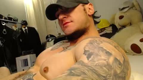 Snapshot of ballard_ chatting on June 24, 12:42 am Bret Ballard online show from June 24, 12:42 am