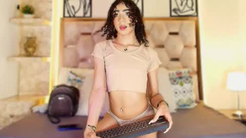 ballesteros_ online show from December 16, 3:00 am