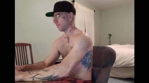 Snapshot of bam14680 chatting on December 5, 6:10 am bam14680 online show from December 5, 6:10 am