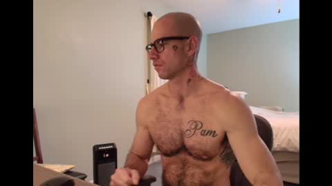 Snapshot of bam14680 chatting on December 28, 3:37 am bam14680 online show from December 28, 3:37 am