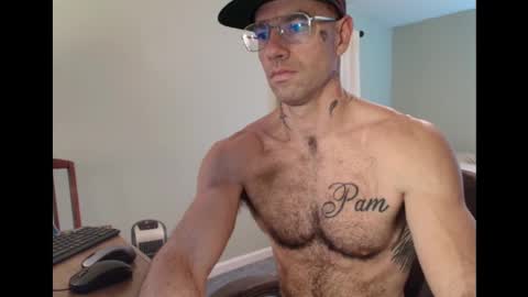 Snapshot of bam14680 chatting on March 2, 12:31 am bam14680 online show from March 2, 12:31 am