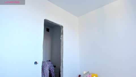 Kira online show from April 17, 10:29 am