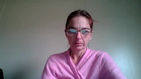 Snapshot of bamacpl80 chatting on February 8, 2:27 pm bamacpl80 online show from February 8, 2:27 pm