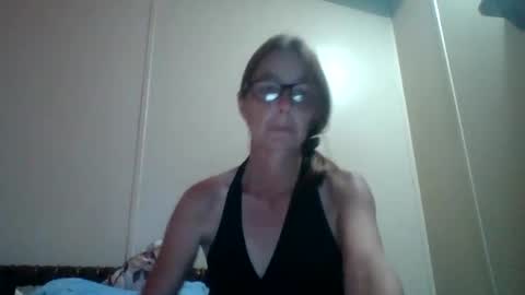 Snapshot of bamacpl80 chatting on September 9, 2:00 am bamacpl80 online show from September 9, 2:00 am