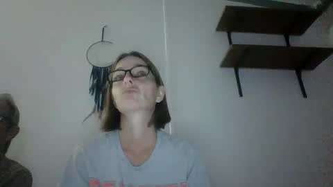 Snapshot of bamacpl80 chatting on December 14, 12:49 am bamacpl80 online show from December 14, 12:49 am