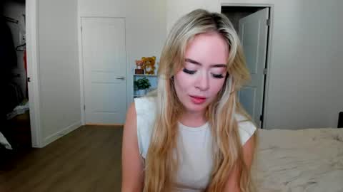 Bambi online show from July 2, 11:11 pm