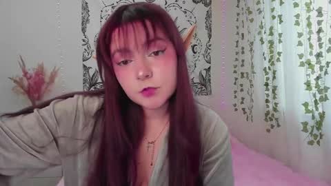 Snapshot of bambimayy chatting on January 10, 11:45 am May 3 online show from January 10, 11:45 am