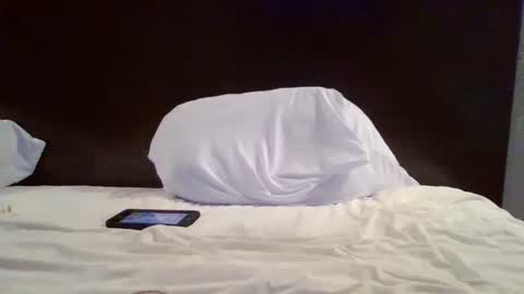 Snapshot of bambisexunit chatting on February 22, 5:57 pm AbeSexxxx online show from February 22, 5:57 pm