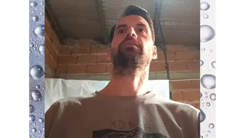 Snapshot of banana_argen_15 chatting on December 22, 10:25 pm Ezequiel online show from December 22, 10:25 pm